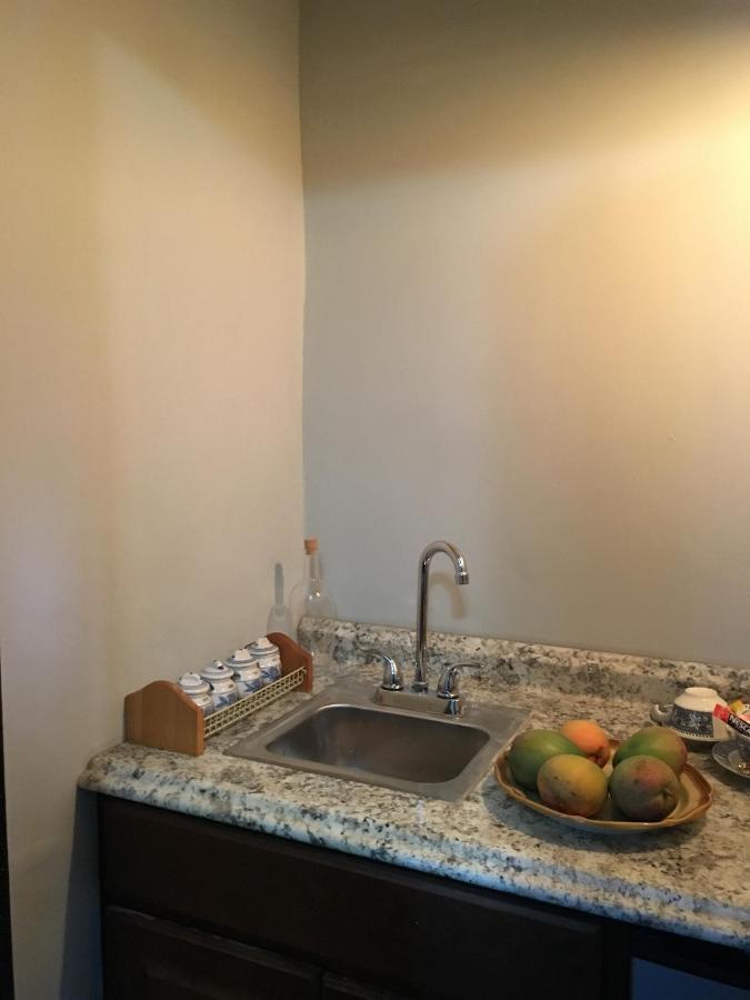 Heavenly Suite In Little Havana Free Parking Miami Esterno foto