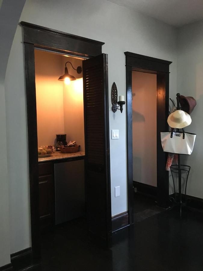 Heavenly Suite In Little Havana Free Parking Miami Esterno foto