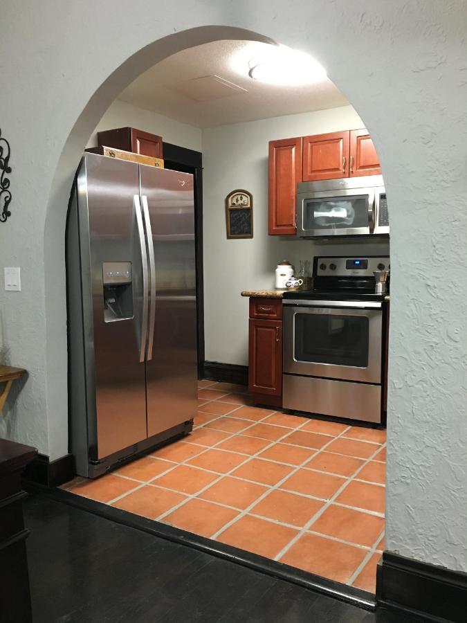 Heavenly Suite In Little Havana Free Parking Miami Esterno foto